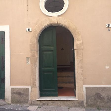 Bed & Breakfast Castello Aragoneseガエータ エクステリア 写真