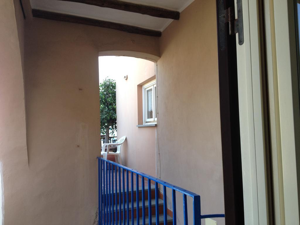 Bed & Breakfast Castello Aragoneseガエータ エクステリア 写真
